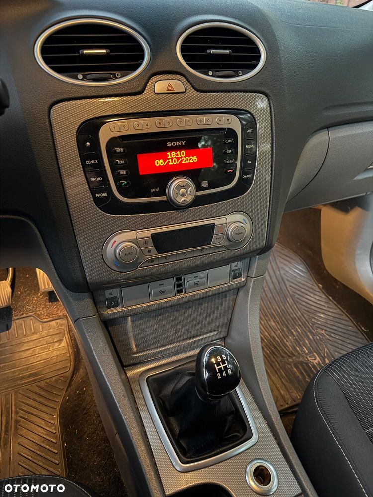Ford Focus - 18