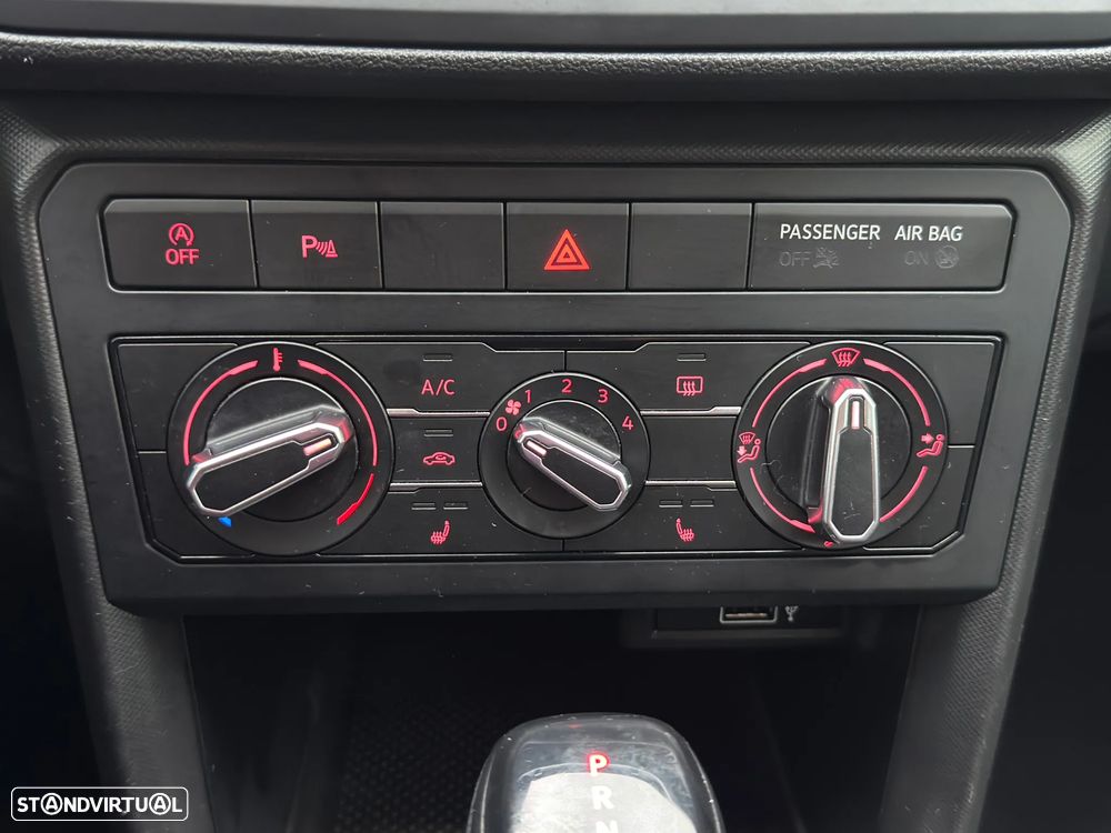 VW T-Cross 1.6 TDI SCR DSG Style - 34