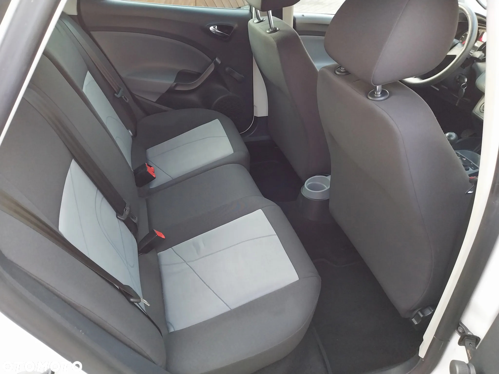 Seat Ibiza 1.4 16V Style - 16