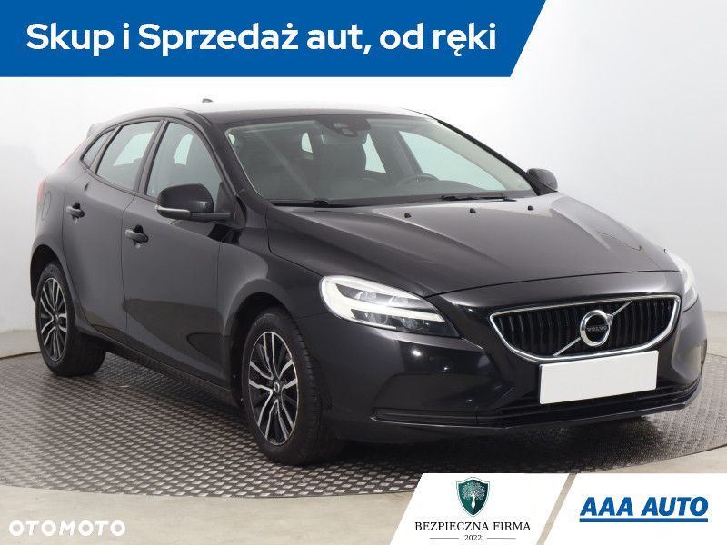 Volvo V40 - 2