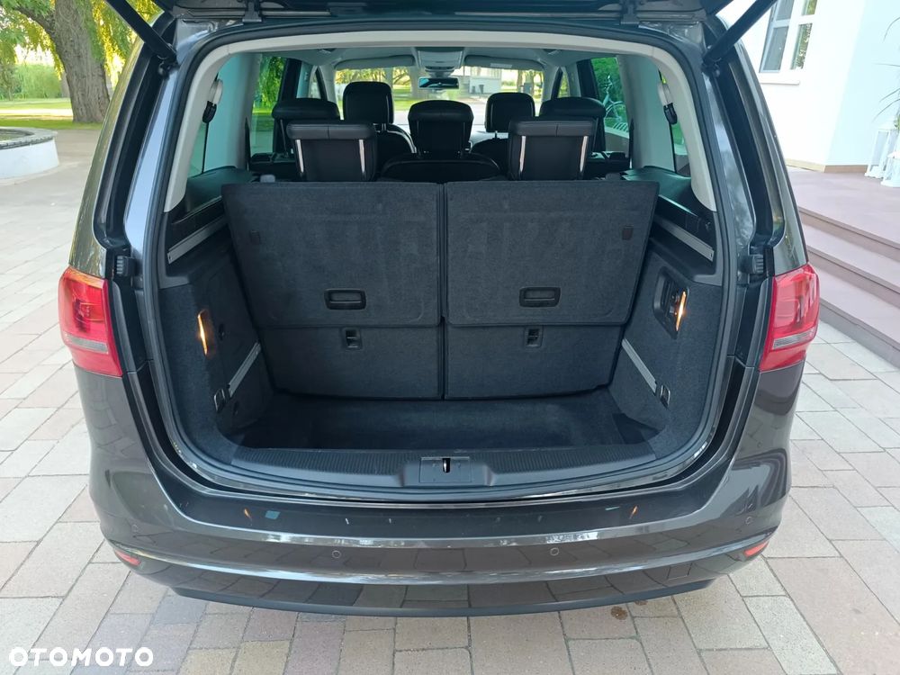 Volkswagen Sharan 2.0 TDI DSG BlueMotion Technology Highline - 36