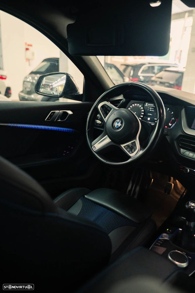 BMW 116 d Pack Desportivo M - 6