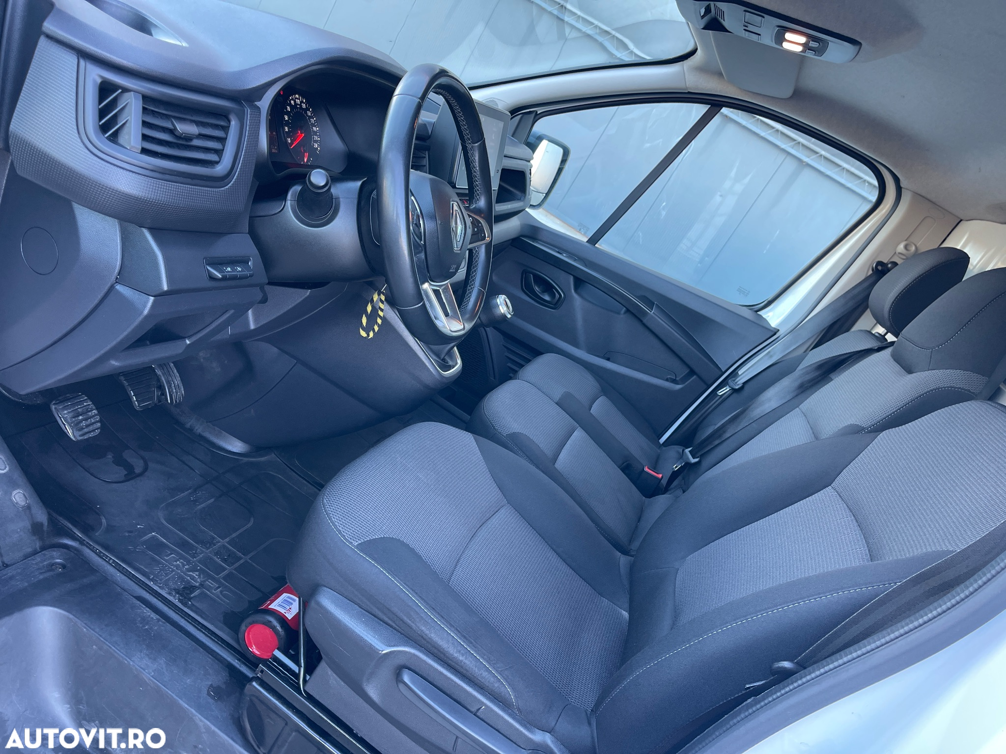 Renault Trafic - 4