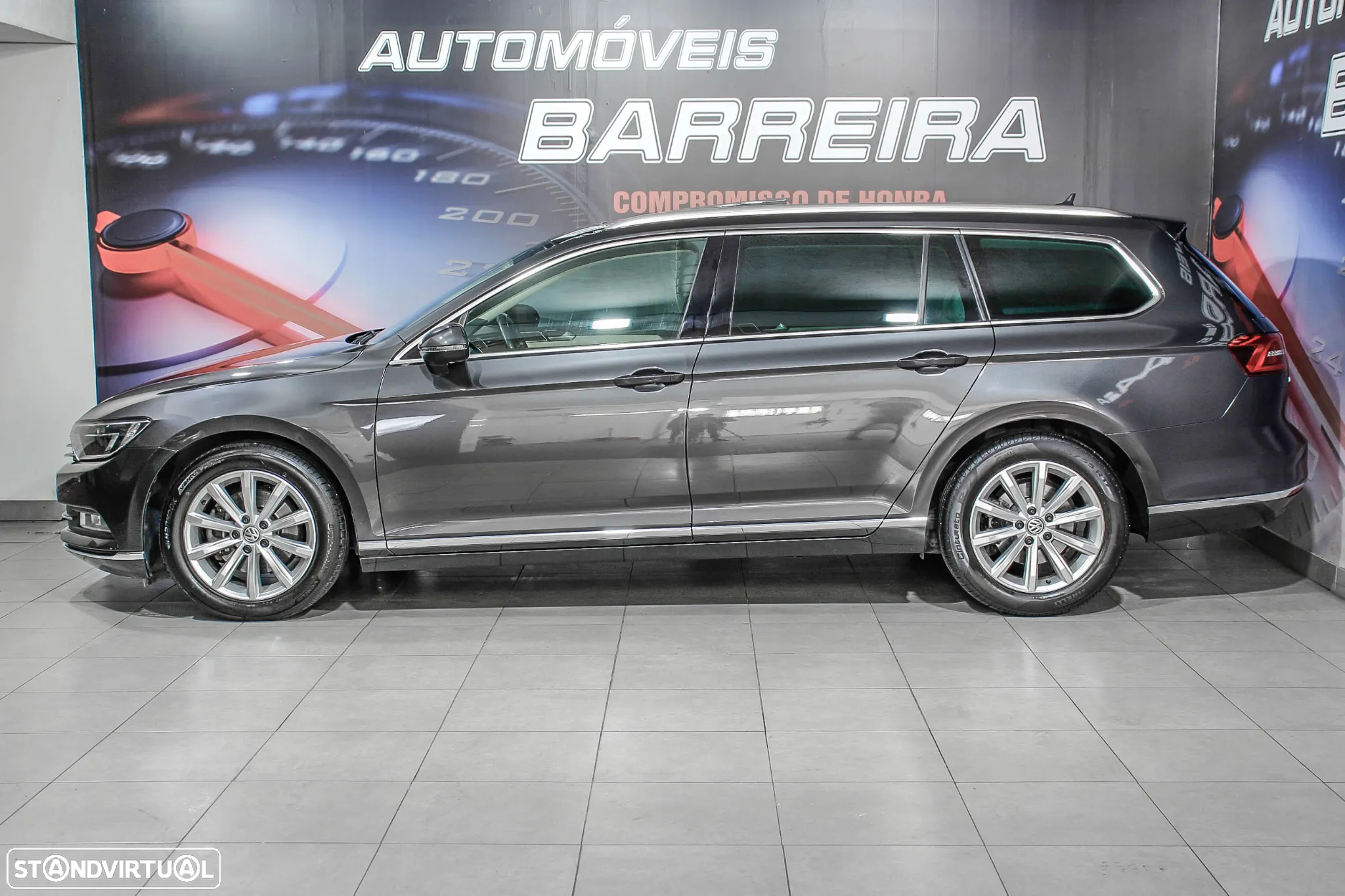 VW Passat Variant 2.0 TDi Highline - 11