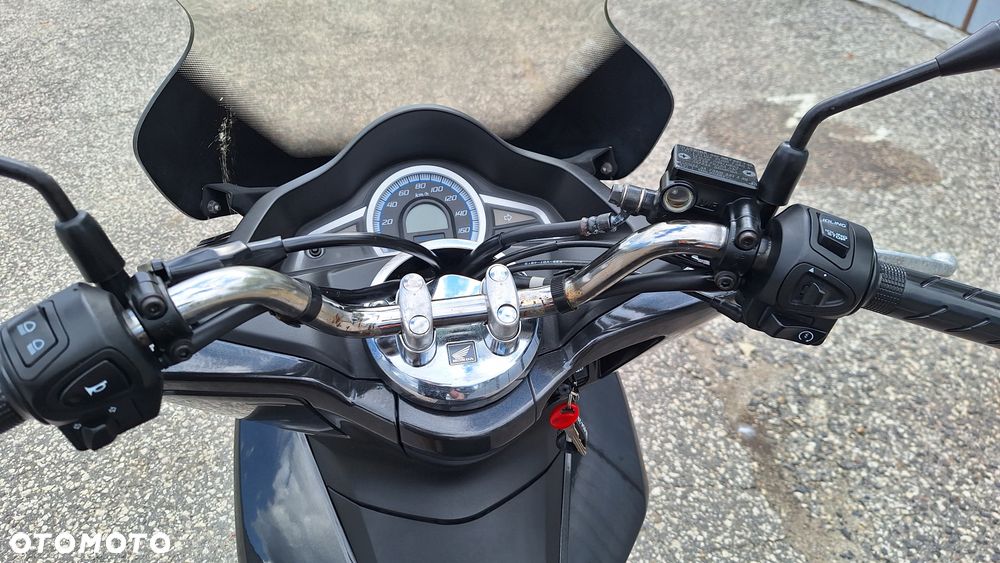 Honda PCX - 22