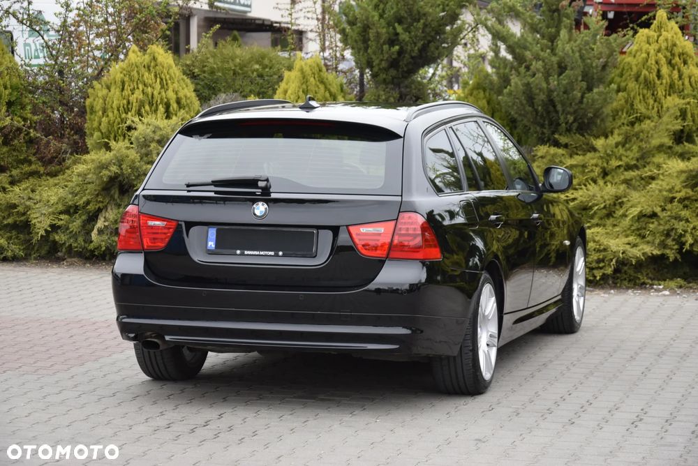 BMW Seria 3 - 24
