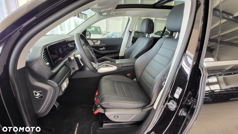 Mercedes-Benz GLS - 14