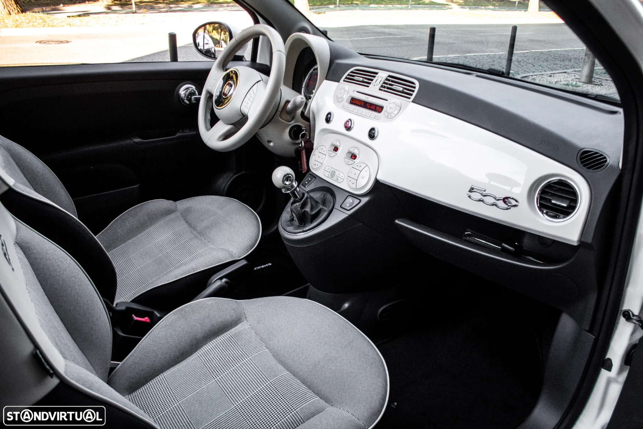 Fiat 500C 1.2 Lounge - 26