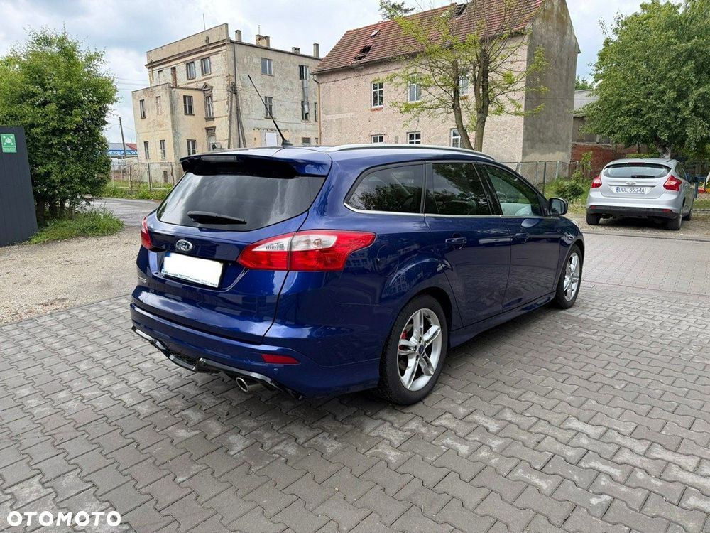 Ford Focus - 4