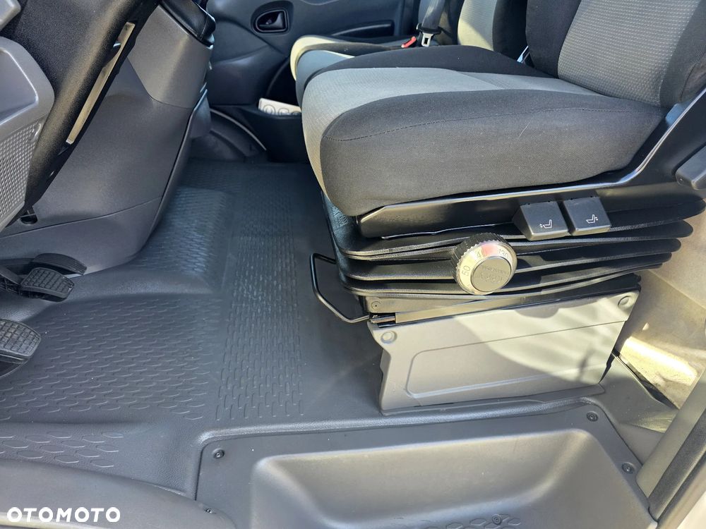 Iveco IVECO 35S13 2.3 HPI ŚREDNI WYSOKI KLIMA WEBASTO 193 T/KM PRZEBIEGU GWARANCJA - 13