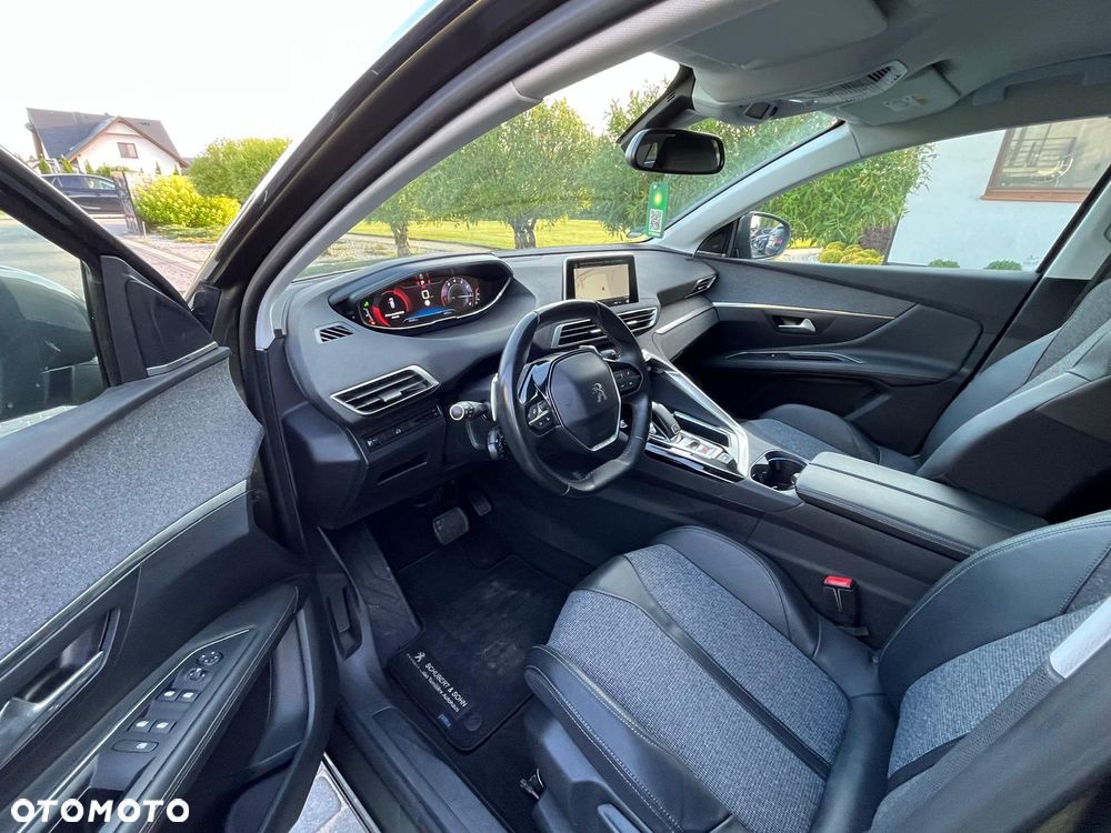 Peugeot 3008 - 13