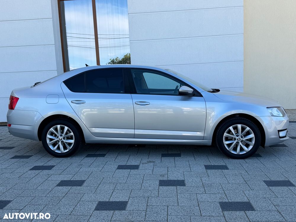 Skoda Octavia - 12