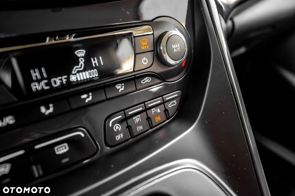 Ford Kuga 2.0 TDCi 4x4 Titanium - 32