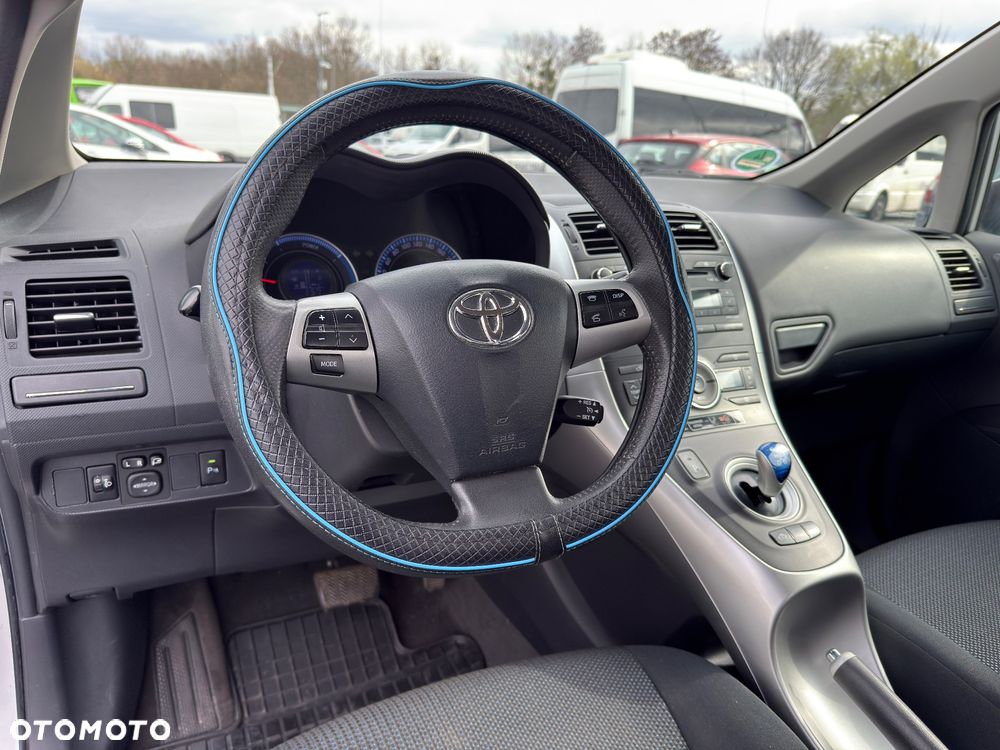Toyota Auris - 21