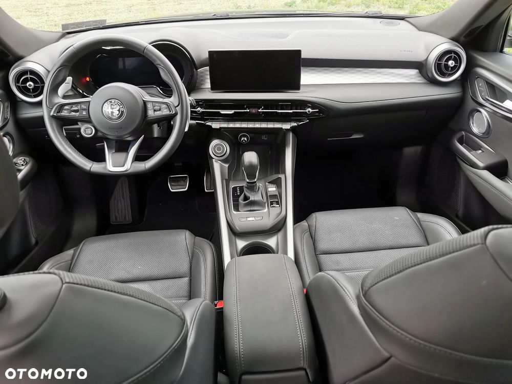 Alfa Romeo Tonale 1.3 PHEV Q4 TI - 11