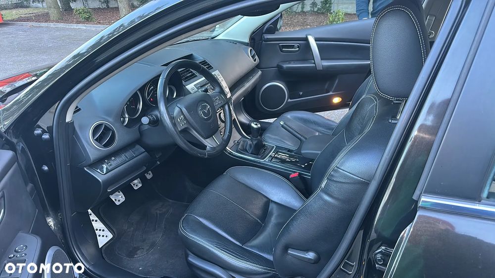 Mazda 6 2.0 CD Exclusive + - 6