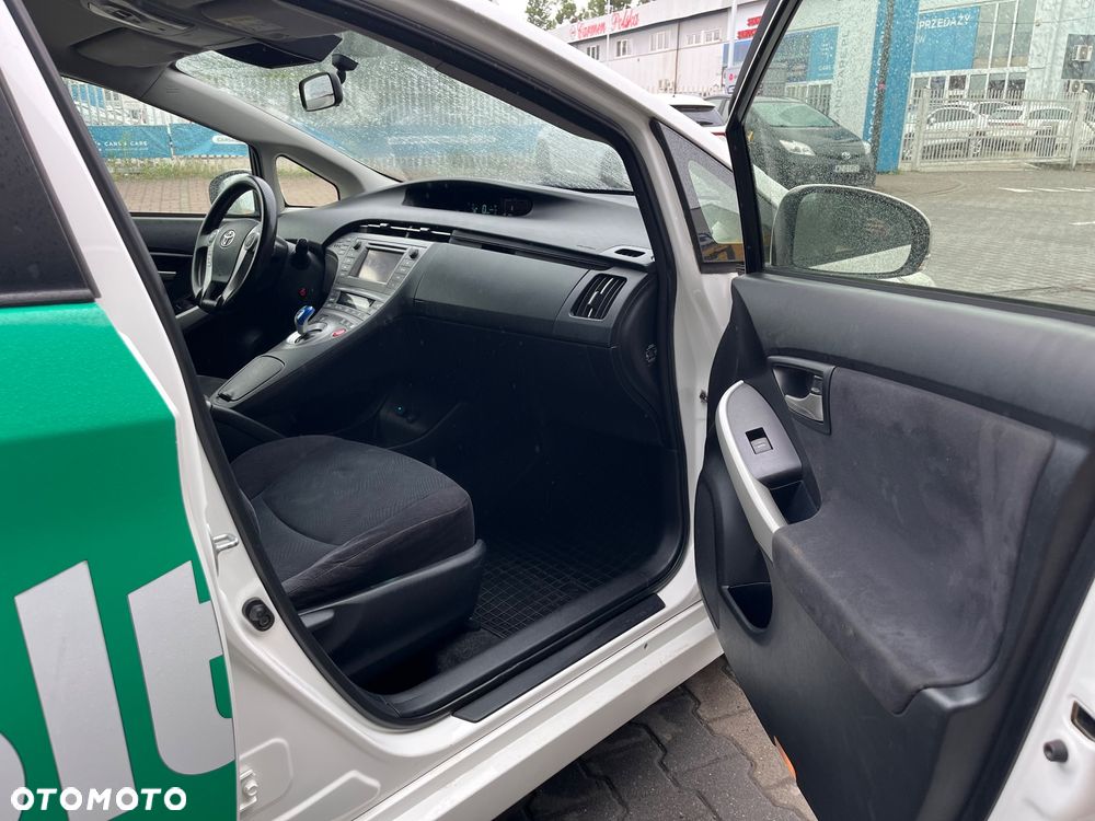 Toyota Prius 1.8 HSD Active - 12