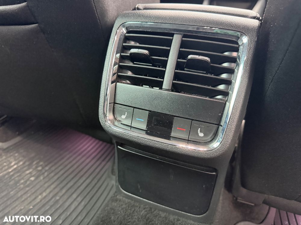 Skoda Octavia 2.0 TDI (Green tec) DSG Style - 18