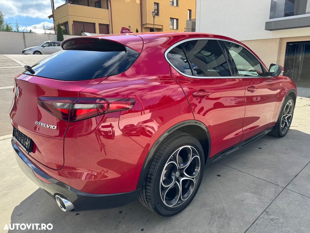 Alfa Romeo Stelvio 2.0 Turbo AWD AT8 Estrema - 6