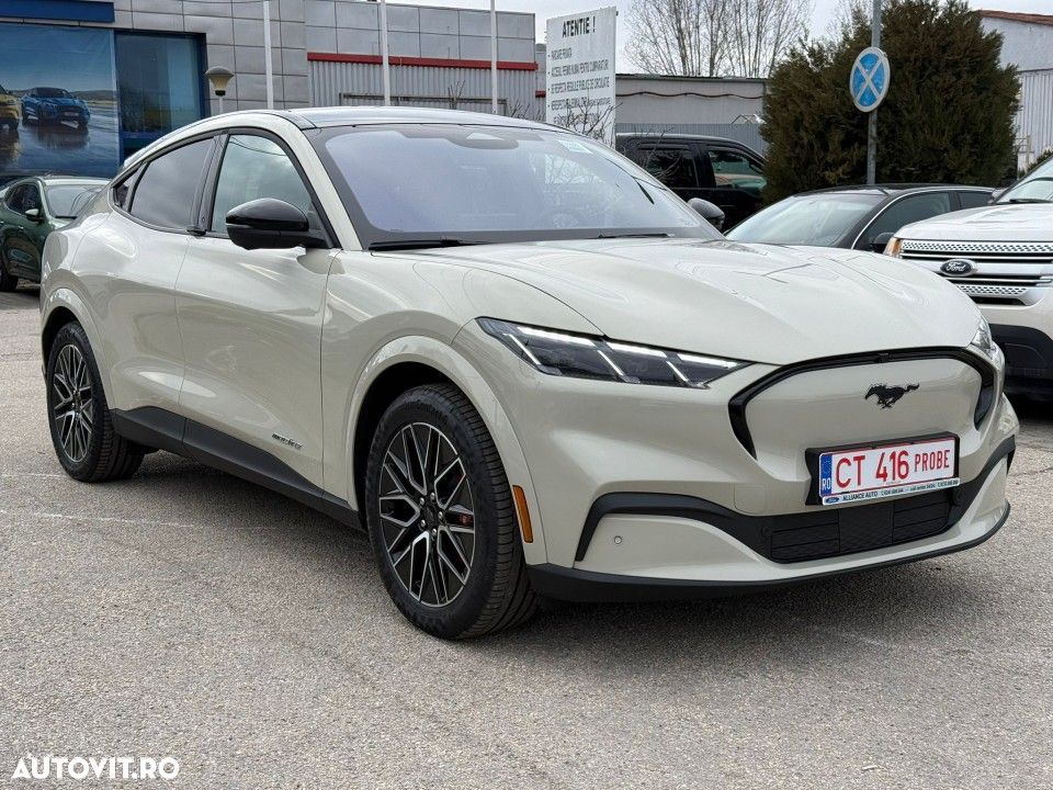 Ford Mustang Mach-E RWD 203 kW Premium - 6