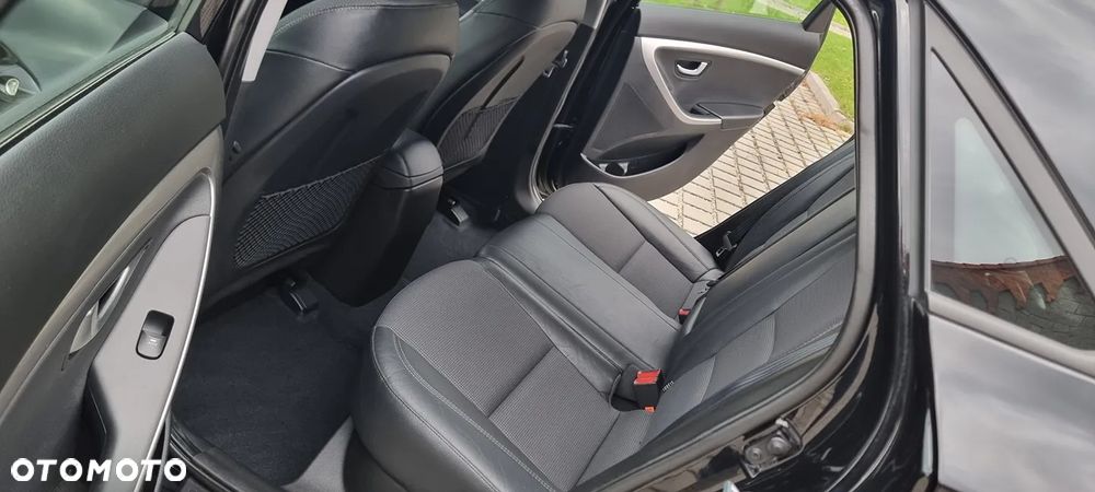 Hyundai i30 1.4 Edition Plus - 25