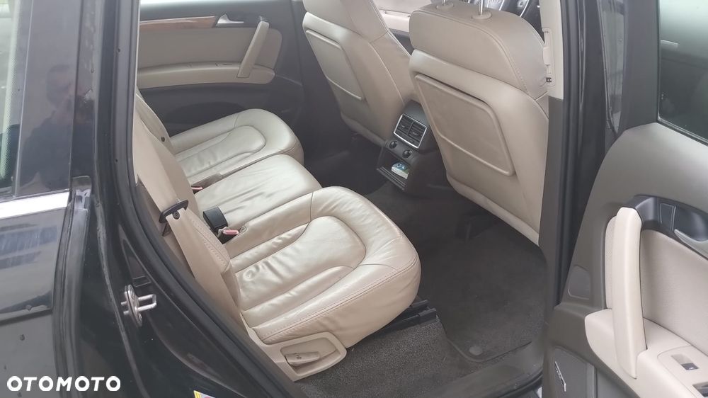 Audi Q7 - 6