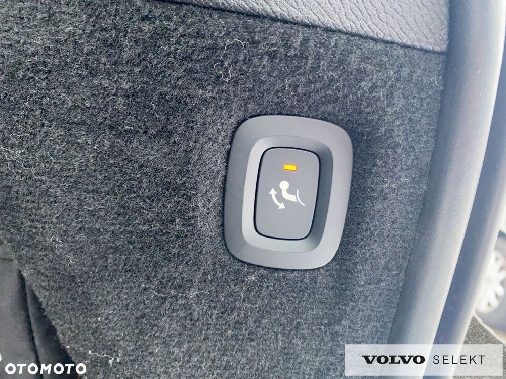 Volvo XC 90 - 20