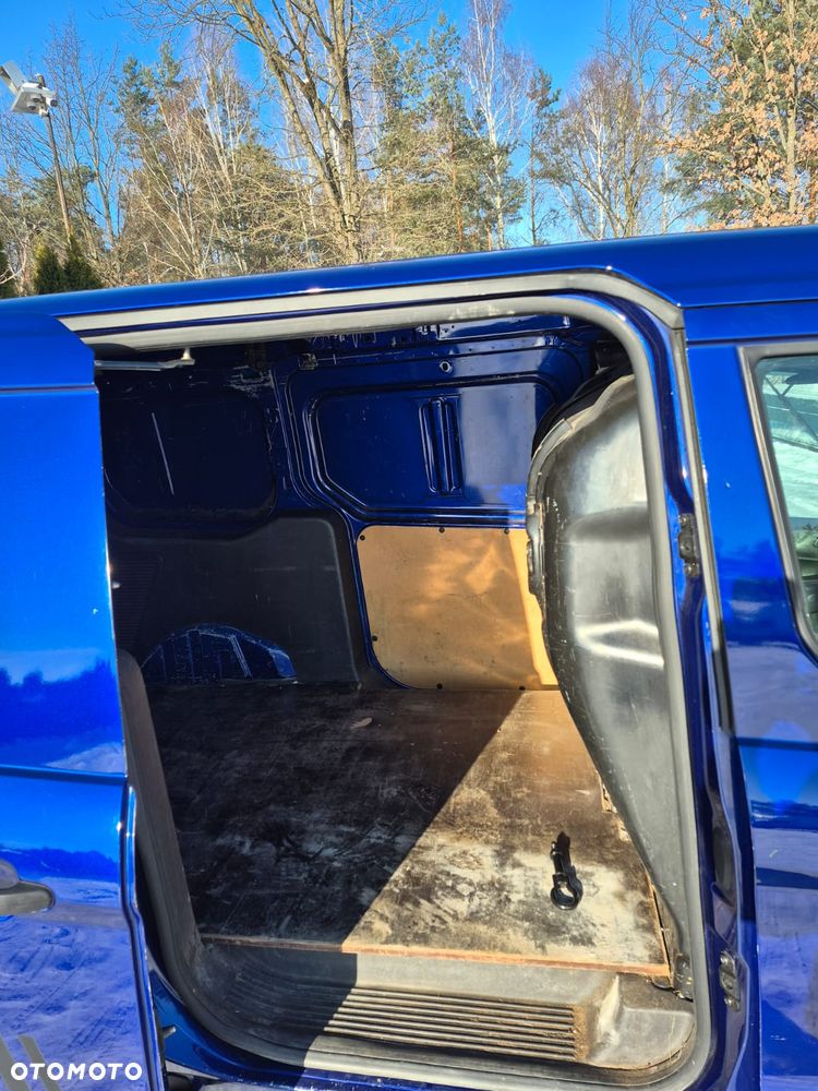 Ford Transit Connect - 12