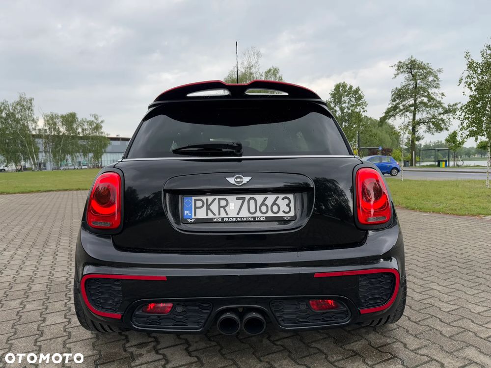 MINI John Cooper Works - 5