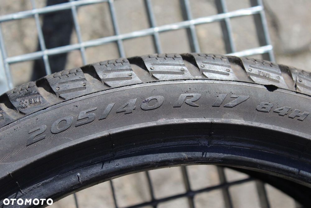 2x 205/40R17 PIRELLI WINTER SOTTOZERO 3 84H 17r - 4