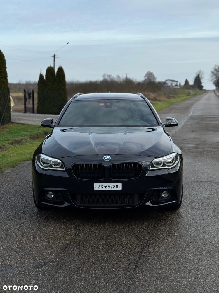 BMW Seria 5 530d xDrive Sport-Aut - 2