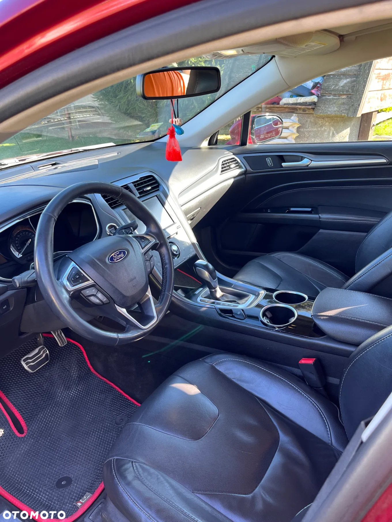 Ford Fusion 2.0 EcoBoost Titanium - 29
