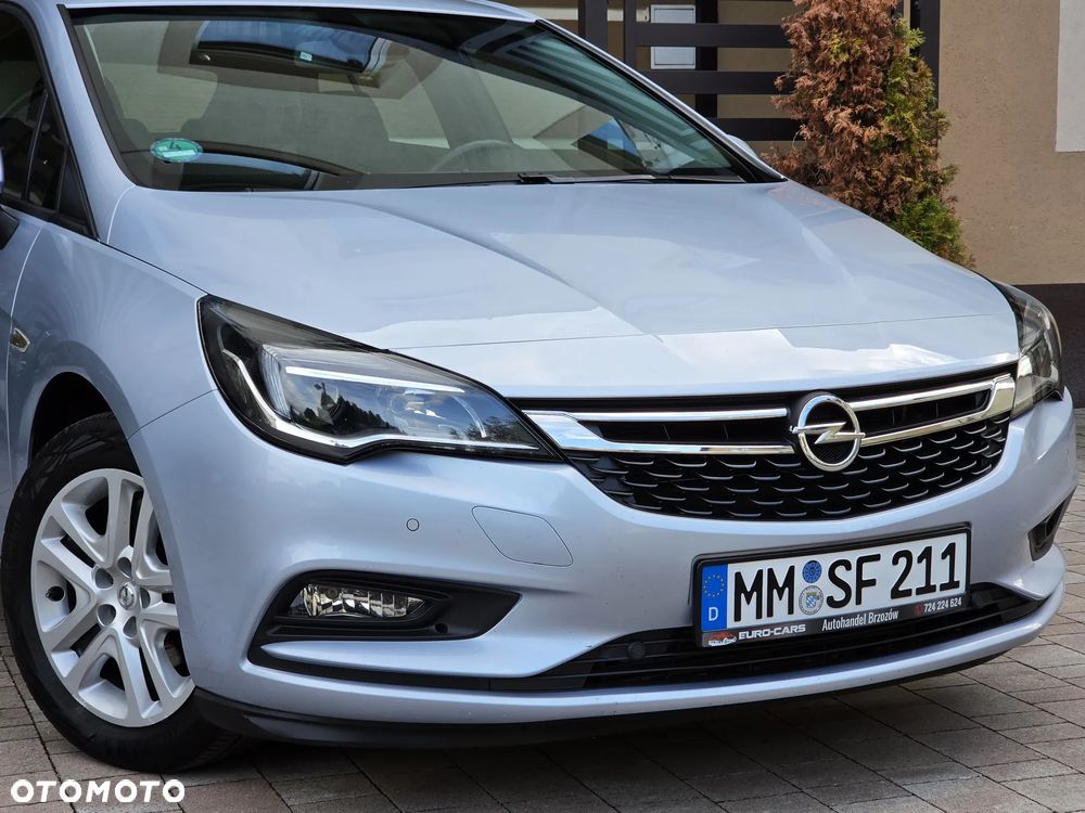 Opel Astra 1.4 Turbo Innovation - 14