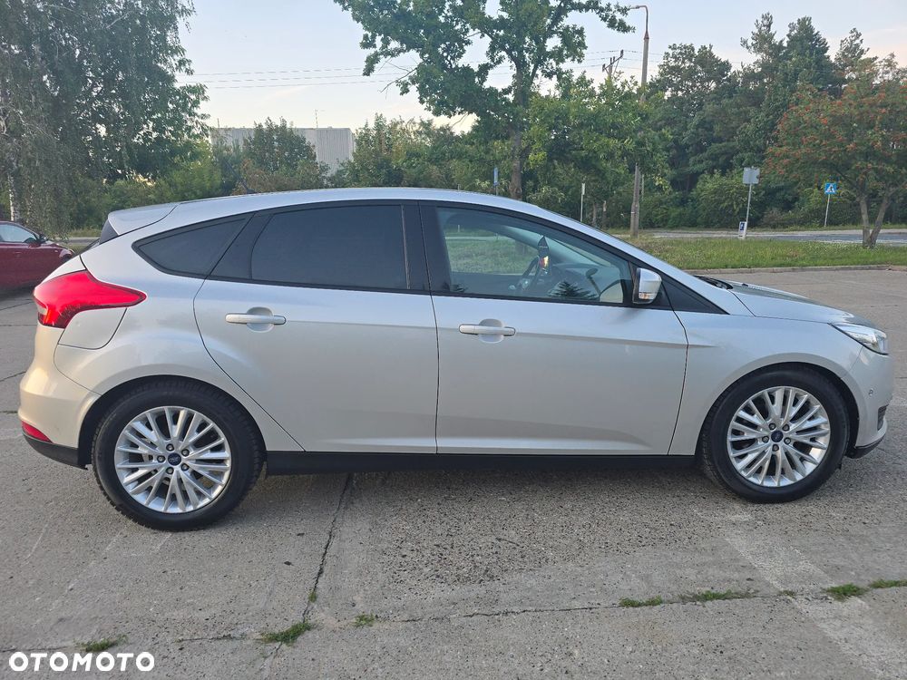 Ford Focus - 9