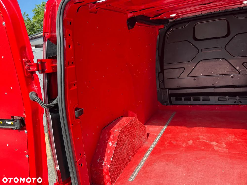 Ford TRANSIT CUSTOM - 33