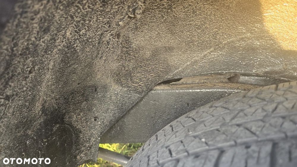 Toyota Land Cruiser 4.7 V8 - 28