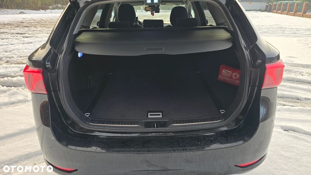 Toyota Avensis 2.0 D-4D Premium - 7