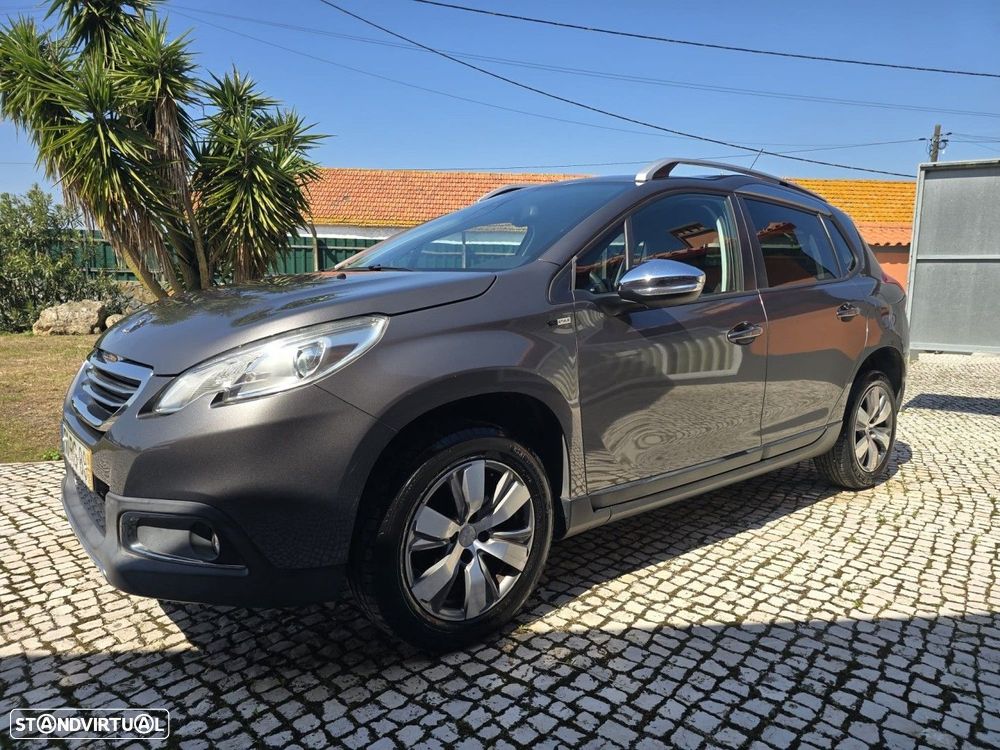 Peugeot 2008 1.2 PureTech Style