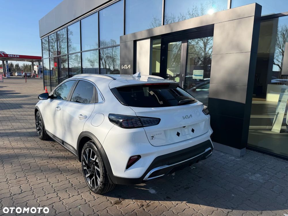 Kia XCeed 1.6 T-GDI Tribute DCT - 3