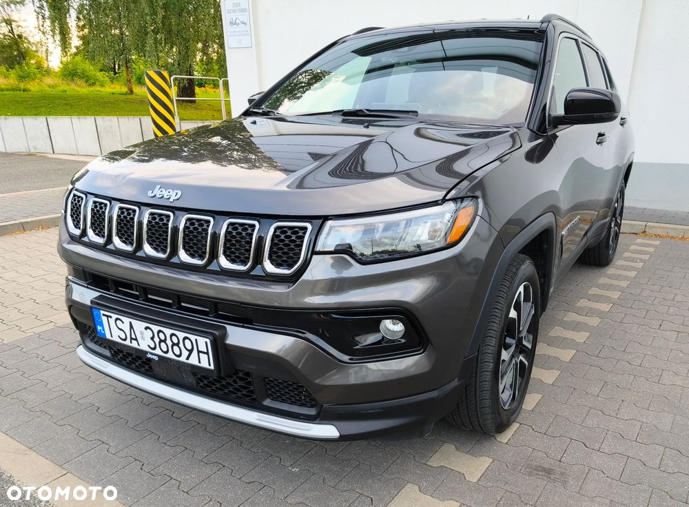 Jeep Compass - 2