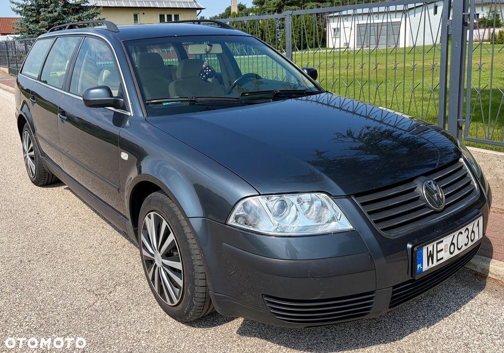 Volkswagen Passat 1.9 TDI Comfortline Family - 1