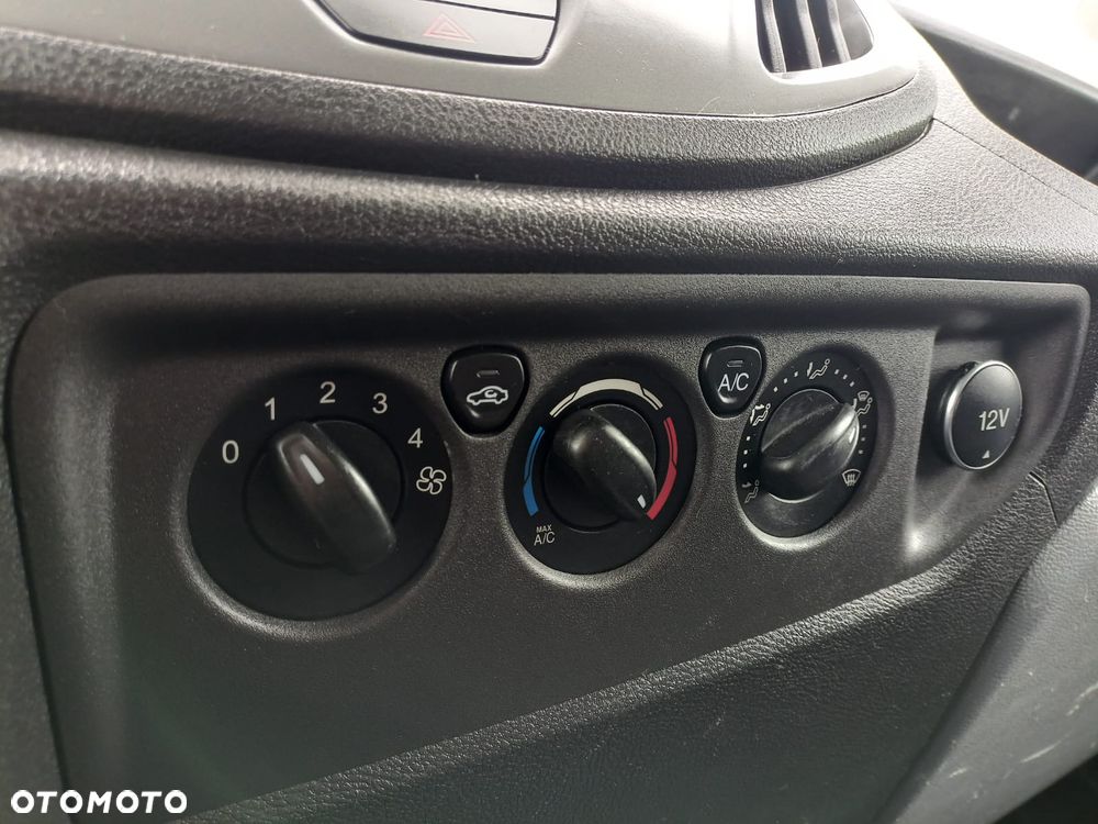 Ford TRANSIT - 17