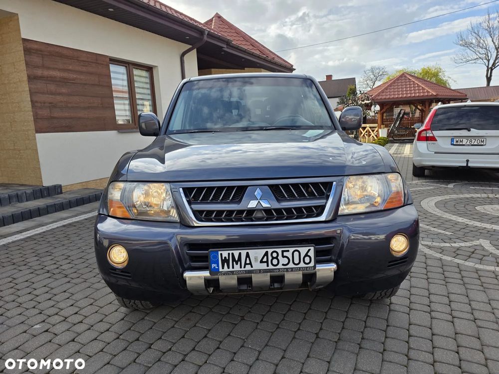 Mitsubishi Pajero 3.2 DID Instyle DAKAR - 25