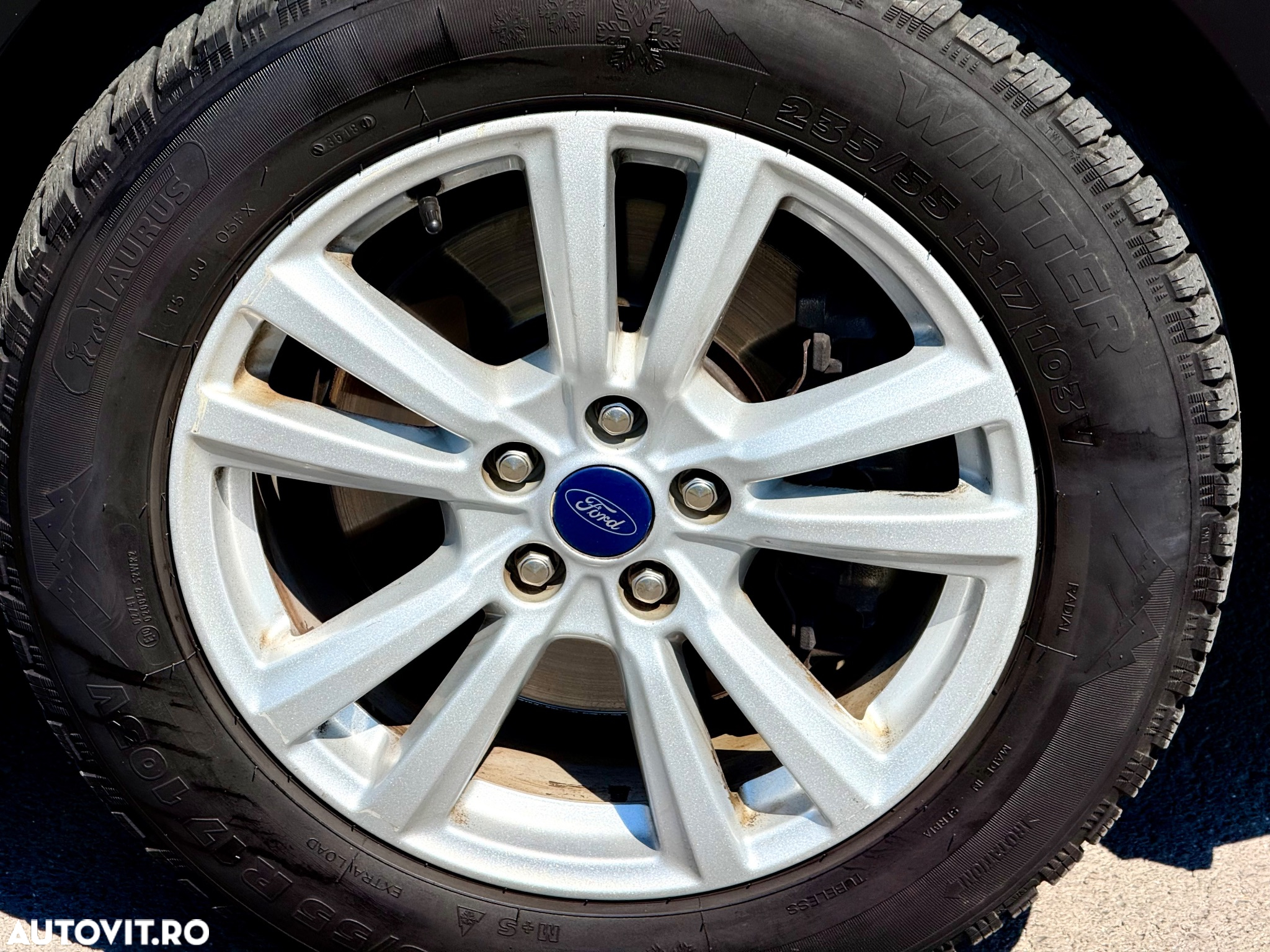 Ford Kuga 1.5 TDCi 2WD Titanium - 9