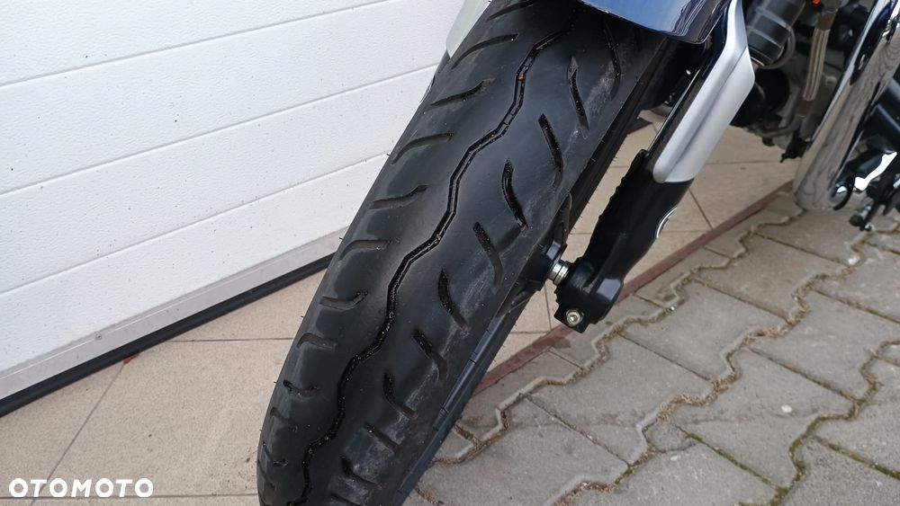 Royal Enfield Super Meteor - 13