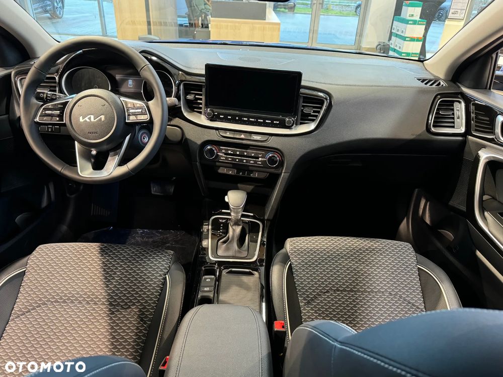 Kia XCeed 1.6 T-GDI Business Line DCT - 8