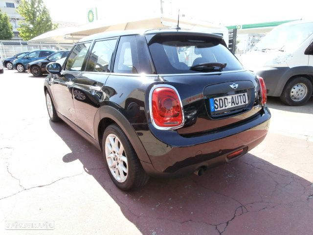 MINI 5 Portas One D - 8