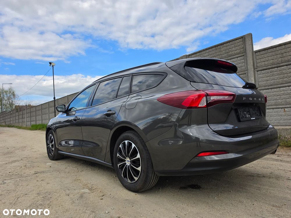 Ford Focus SW 1.0 EcoBoost S&S COOL&CONNECT - 3