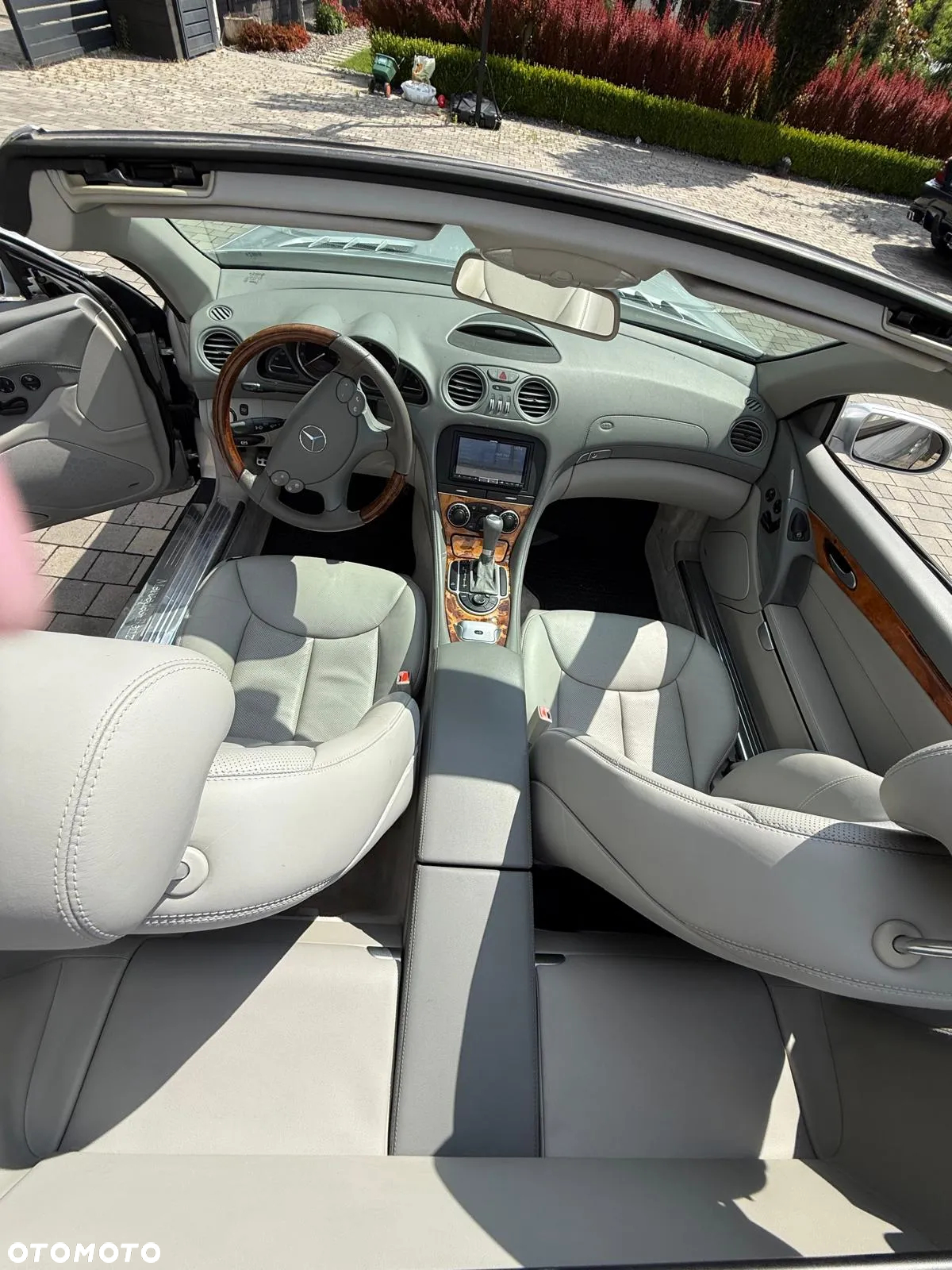 Mercedes-Benz SL - 12
