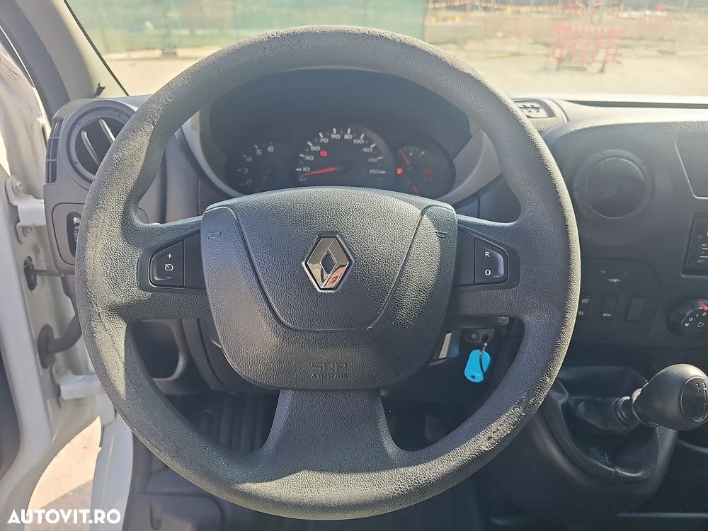 Renault Master - 13